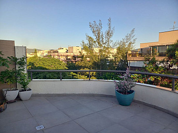 COBERTURA � VENDA NO RECREIO DOS BANDEIRANTES